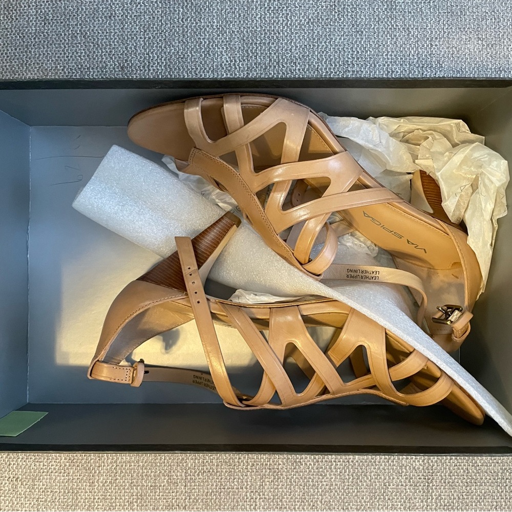 Via Spiga Nude Strappy Sandals